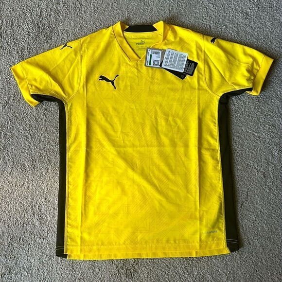 Puma TeamCup Unisex Jersey in Cyber Yellow! - Picture 1 of 11